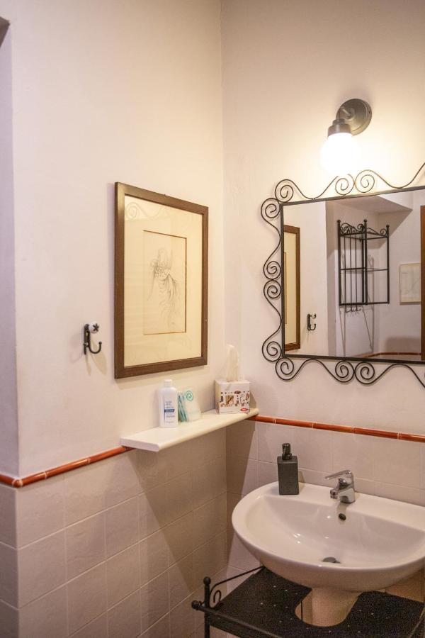 Lovely One Bedroom Apartment Nearby Ponte Vecchio Florence Extérieur photo
